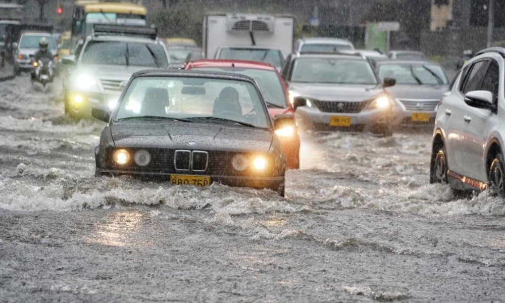 Bogotá entra en segunda temporada de lluvias con aumentos de hasta 60% por fenómeno de La Niña, advierte Idiger