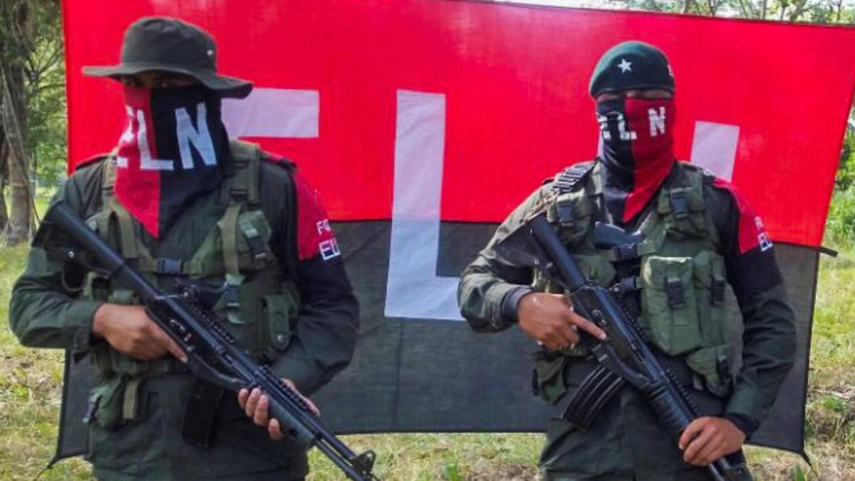 Ofrecen hasta 50 millones como recompensa a quien brinde información sobre hombres que lanzaron tiros al aire en municipio de Santander, sería el Eln.