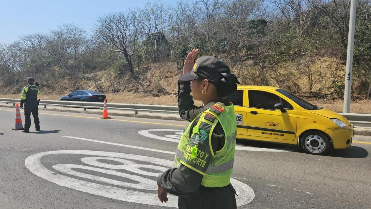 Ocho accidentes y ocho lesionados dejaron el puente festivo en Barranquilla, pese a los controles de la Policía de Tránsito