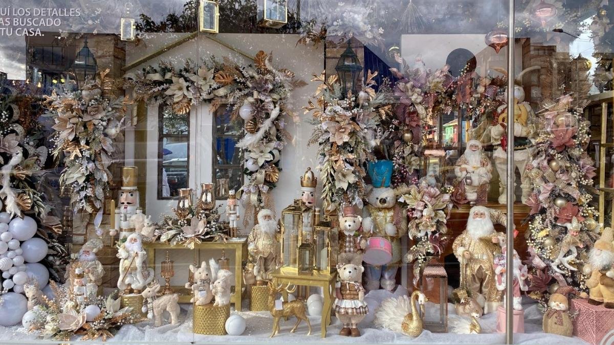 La CCB presenta la segunda edición de Vitrinas Navideñas con más cobertura y nuevas zonas de participación