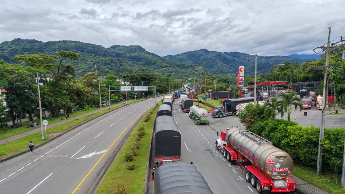 anuncian reversible y plan semáforo para este puente festivo del 13 de octubre