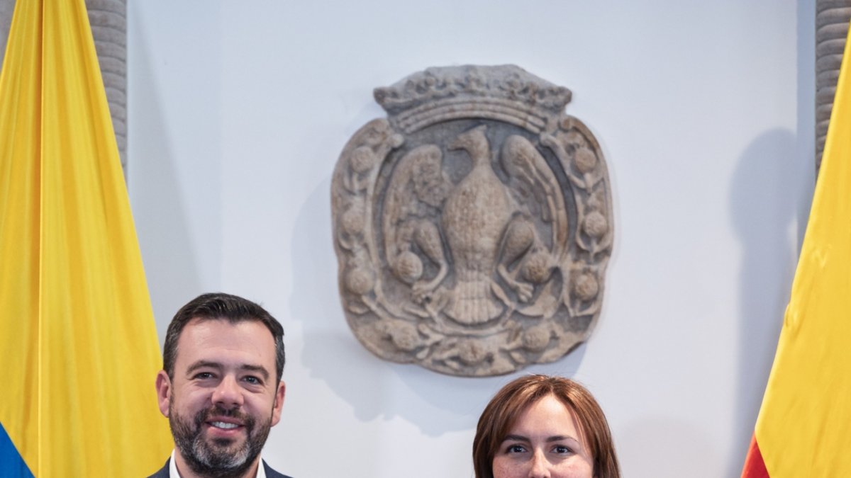 Diana Catalina Arciniegas asume como Nueva dirección directora del ipes en bogotá