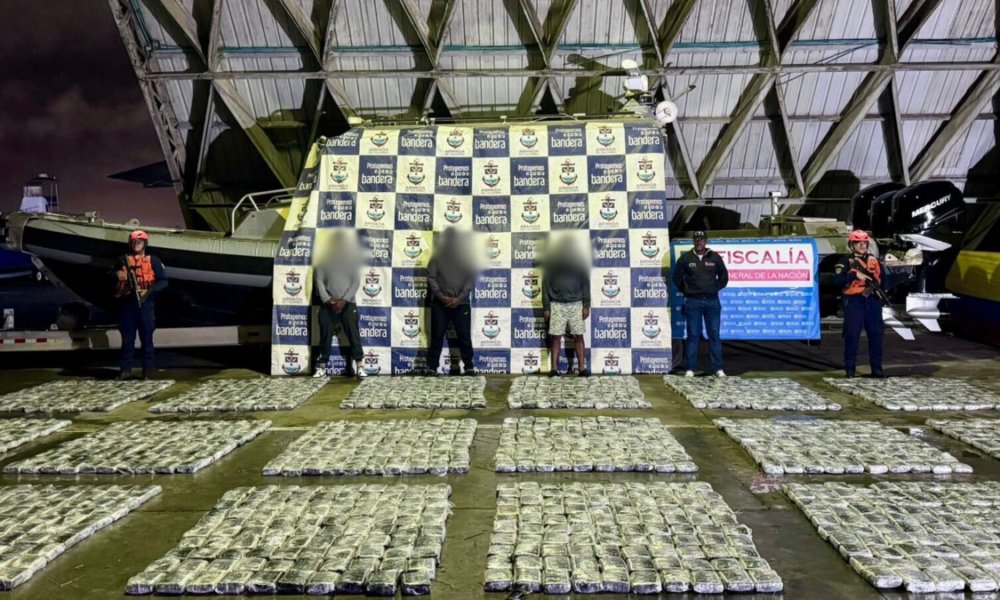 Perseción de Película en Aguas del Pacíforo A Lancha Con Casi 3 Toneladas de Drogas de Disidentes, por 17 Millones de Dólares: ¿Qué sucedió?