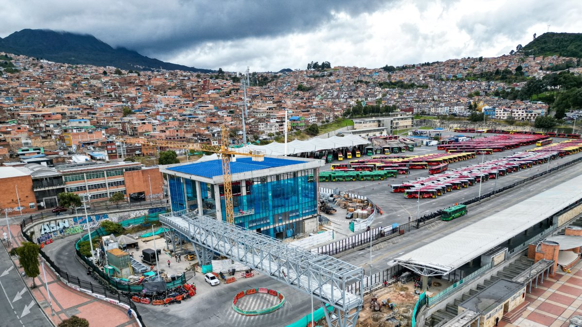 Finalizó El Izaje de Las 21 Torres del Transmicable de San Cristóbal: Así Avanza el Proyecto