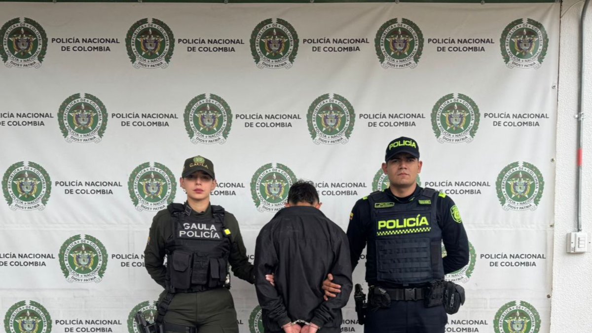 Capturado Joven que intentó Huir Con más de un Millón en licor en bogotá