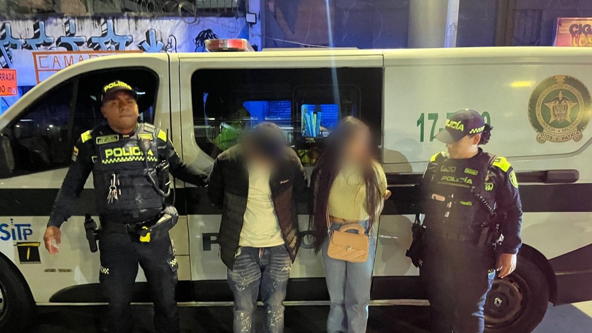 La Mujer Tenía Orden de Capto y El Hombre Acababa