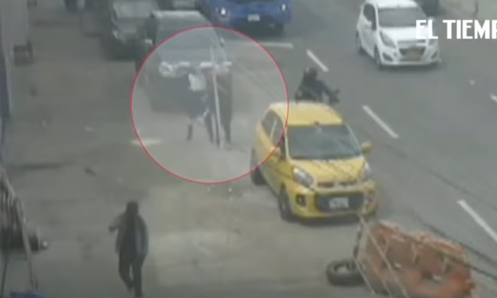 Un Ladrón Muerto y Otro Herido, Luego que un Policía Frustra Asalto en Puente Aranda