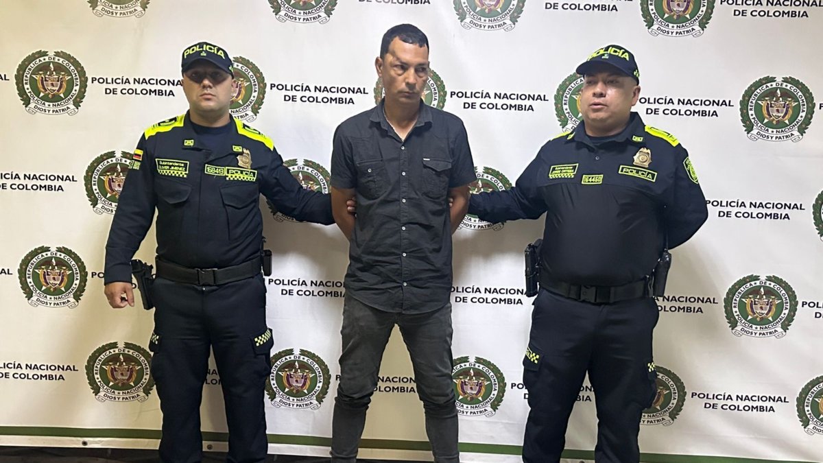 Cayó en Medellín Cuando Viajaba para Reunse Con otros Altos Mandos