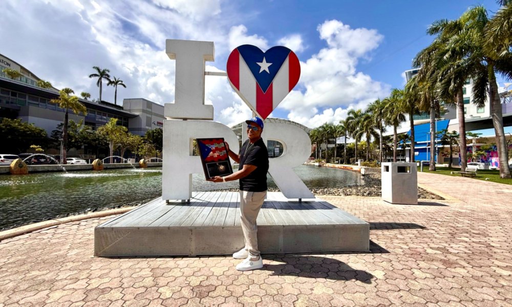 El Emotivo E Histórico Homenaje Que Le Hicieron Al Cantante Vallecaucano Willy García en El Día Nacional de la Salsa de Puerto Rico