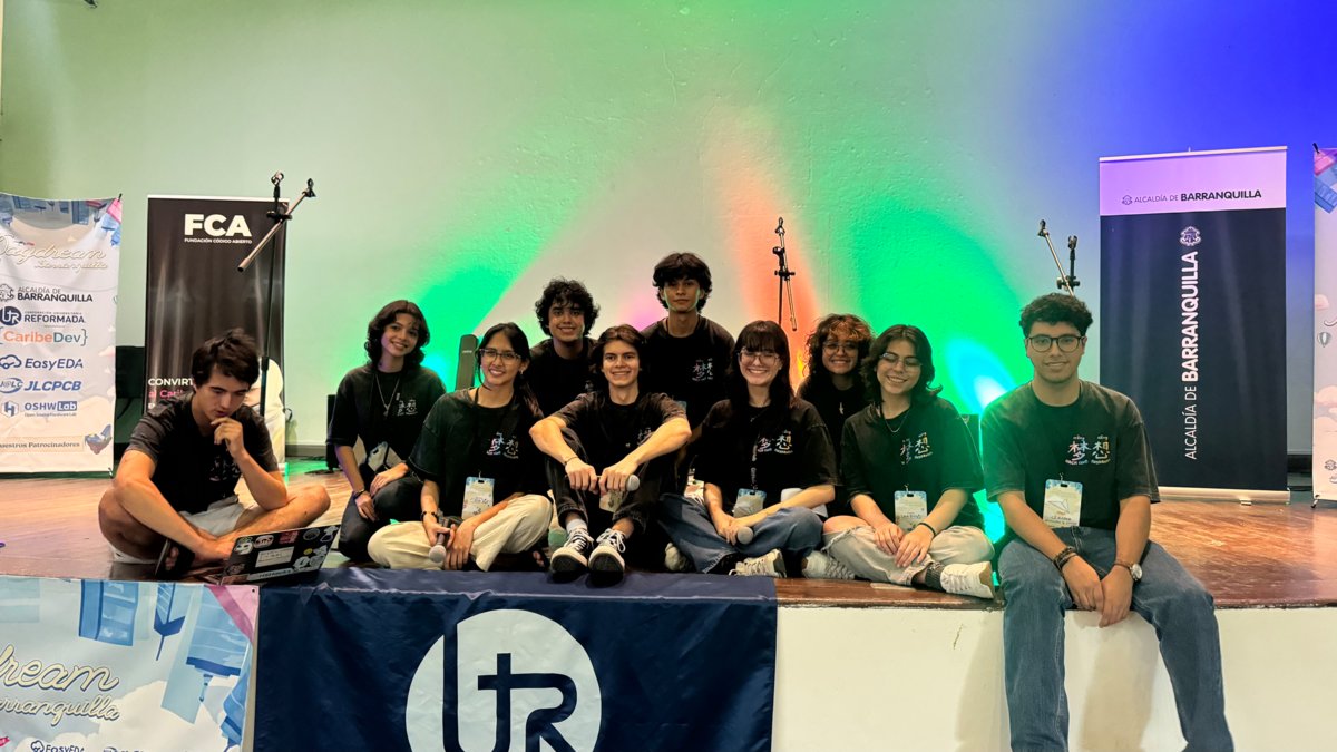 Tres estudiantes barranquilleros ganan primer puesto en maratón internacional de creación tecnológica de videojuegos y prototipos digitales