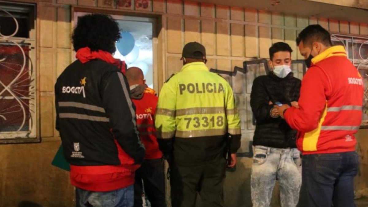 ¿Sabe qué debe hacer si recibe un comparendo en Bogotá? Objeción, pagos y orientación