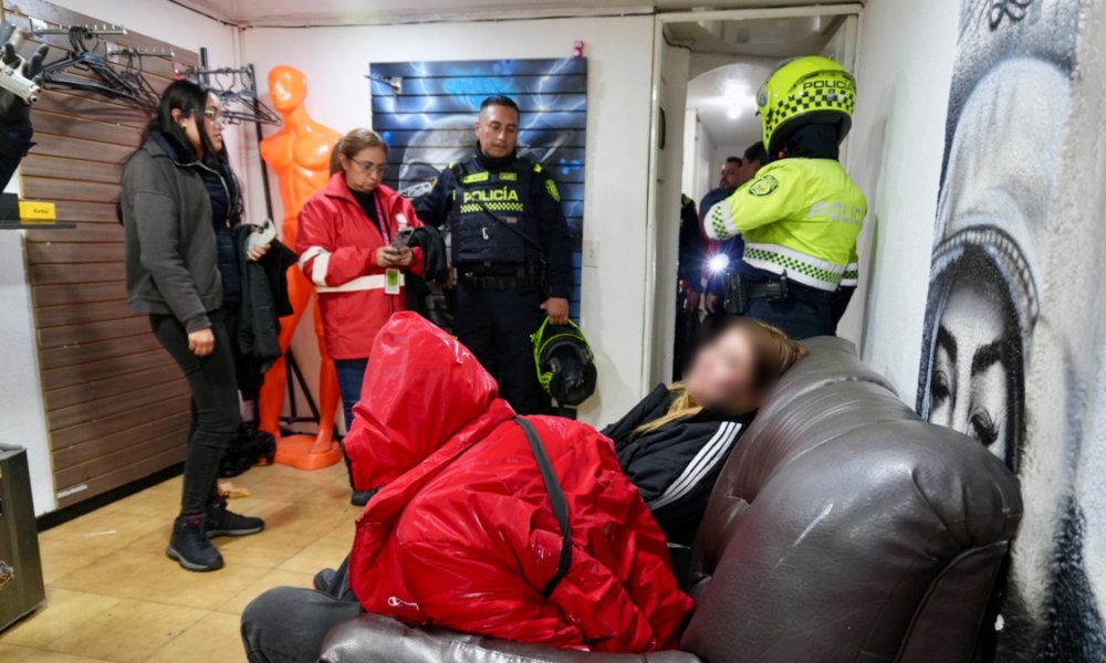 Cayó una barbería que era fachada de una fábrica de drogas en Ciudad Bolívar.