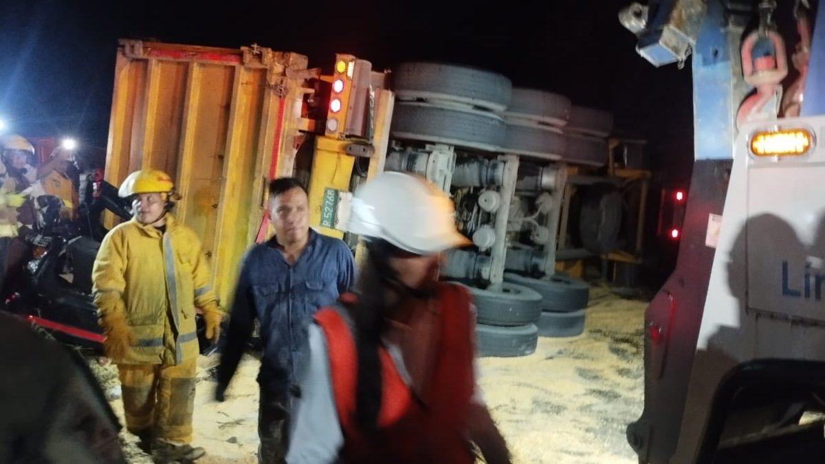 accidente de tránsito habría dejado muertos; esto es lo que se sabe