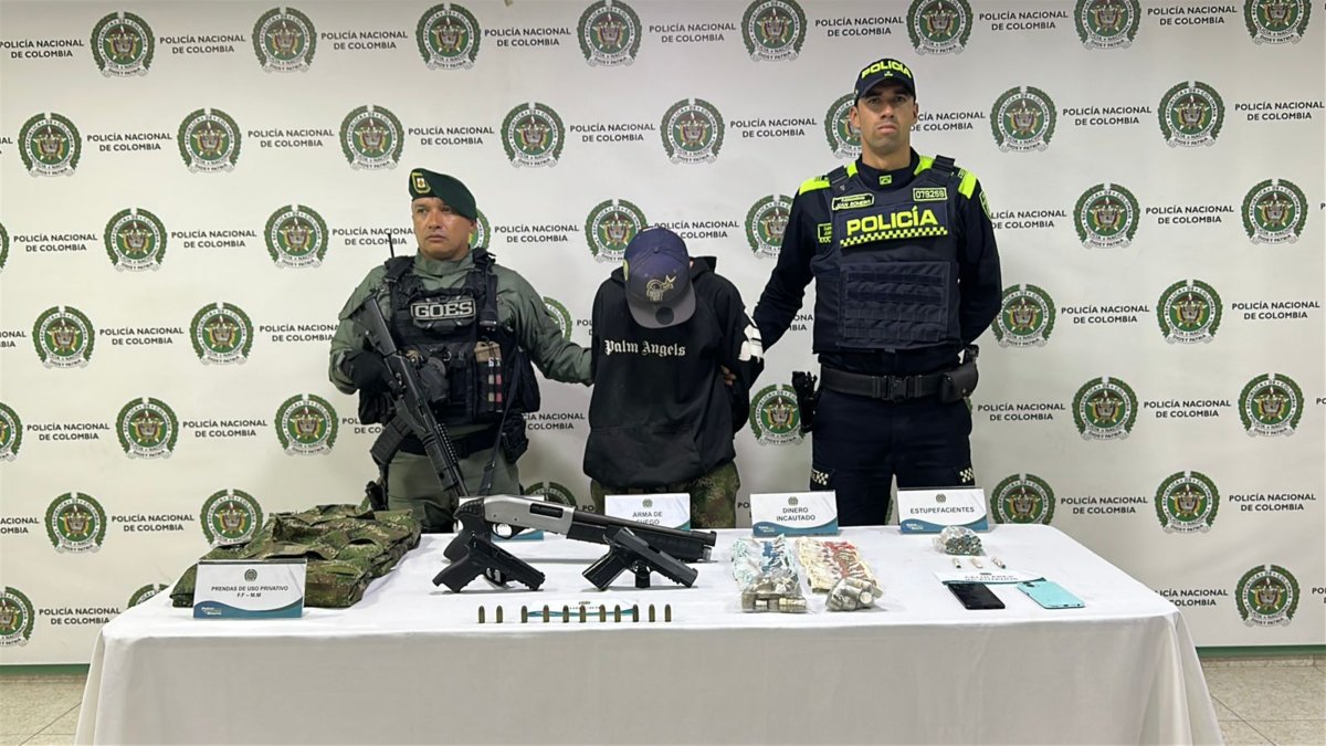 Cayó traficante de armas y drogas de la comuna 4 de Soacha que dormía con una escopeta debajo del colchón por seguridad