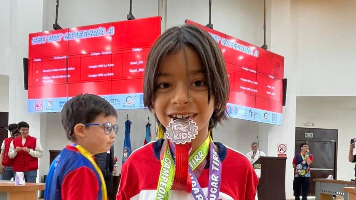 la historia de Juan David Barrera, el niño barranquillero que sueña con volar más alto