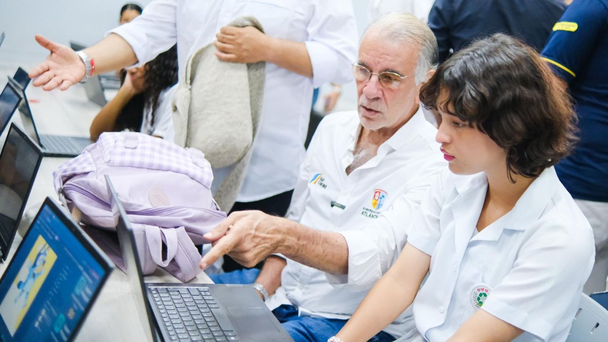 La Gobernación del Atlántico amplía subsidio de transporte para estudiantes universitarios y realización de nuevos giros
