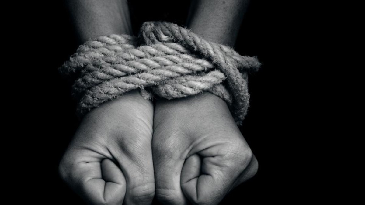 Colombiana contó cómo su amiga la vendió a una red de trata de personas en Asia: