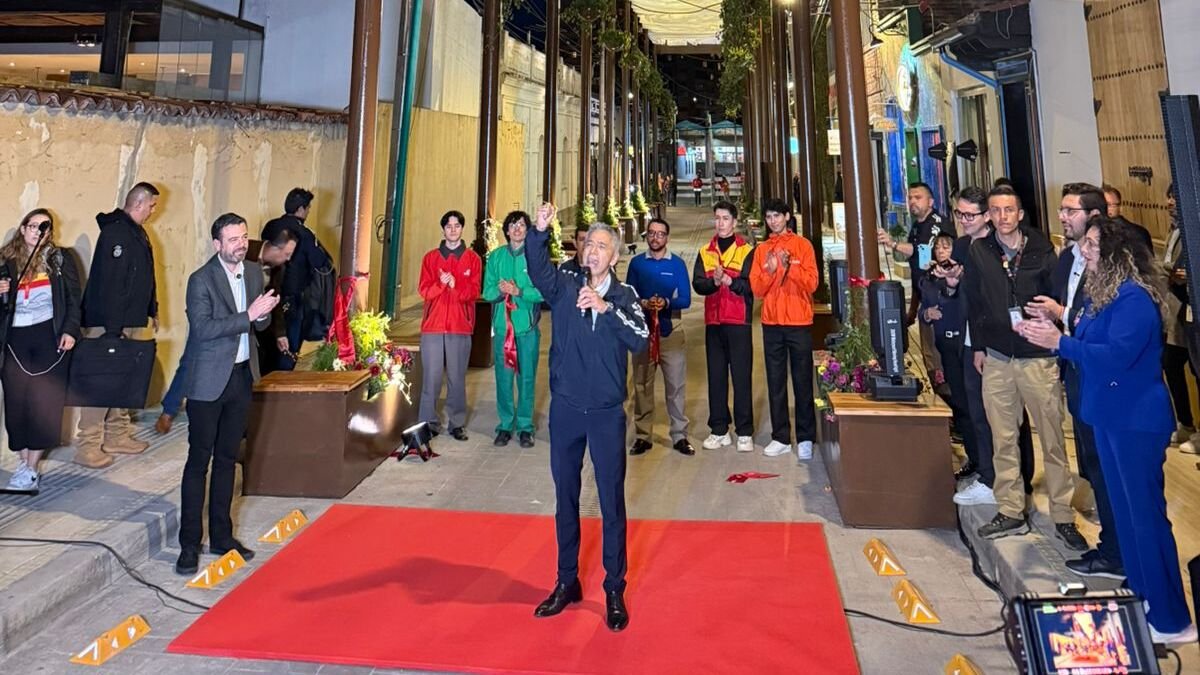 Usaquén inaugura la primera Calle del Mensajero