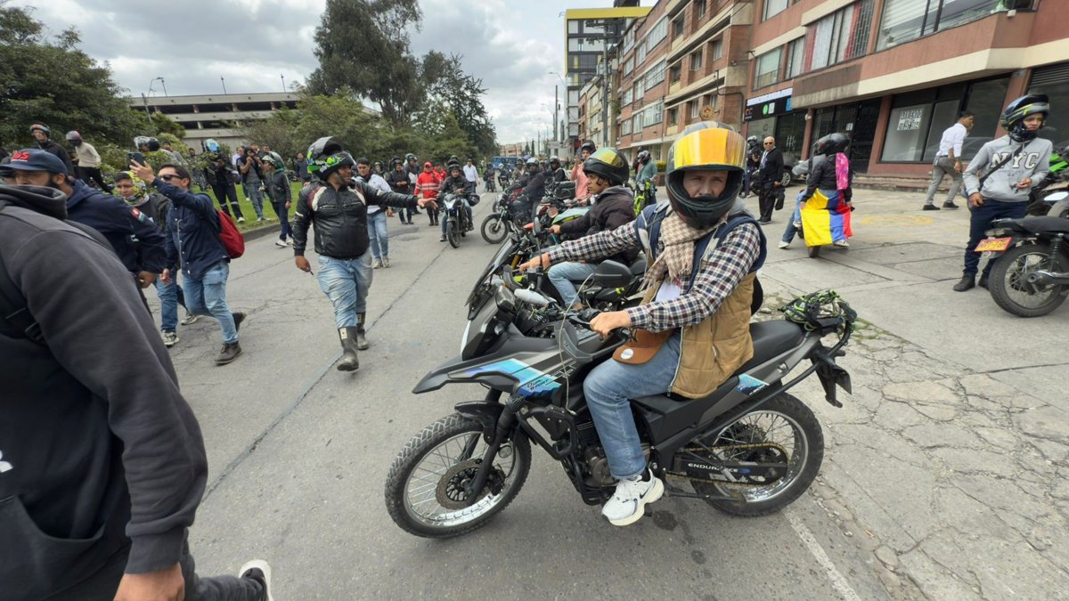 Más que restringir, controlar / Análisis sobre la polémica con los motociclistas en Bogotá