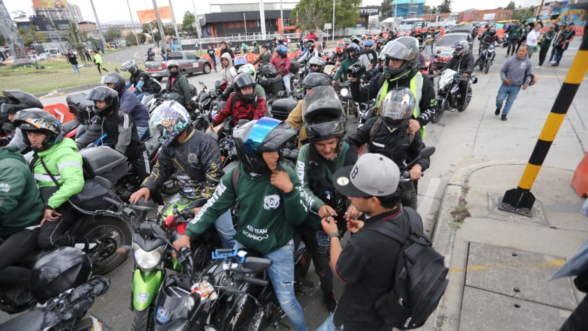 El desafío que plantean los bloqueos de vías en Bogotá por gremio de motociclistas