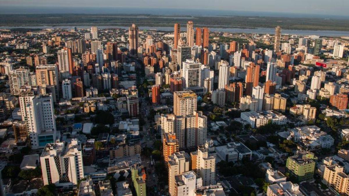 Barranquilla extiende restricciones para motociclistas hasta 2026