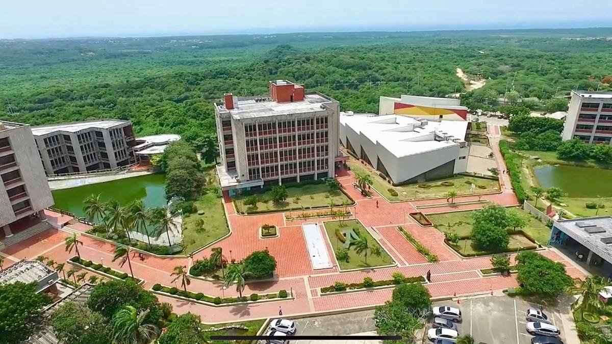 ASPU denuncia ingreso violento de encapuchados durante asamblea estudiantil