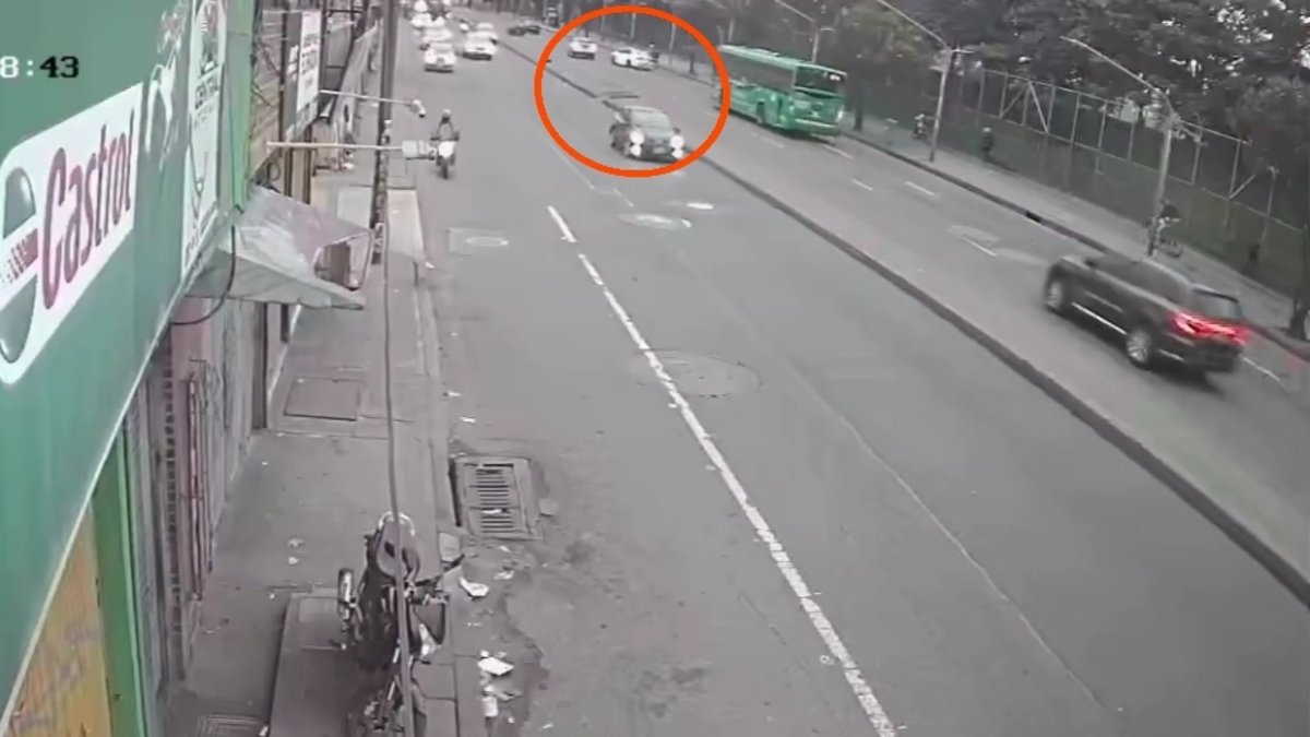 Nuevos videos muestran, desde distintos ángulos, cómo fue el fatal accidente de tránsito de Halloween en Bogotá
