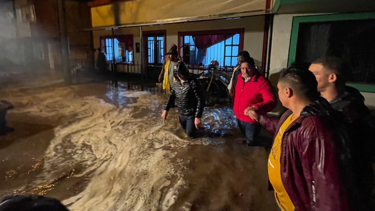 Las impresionantes imágenes del desbordamiento de la quebrada El Guirre, que dejó al municipio de Belén (Boyacá) bajo el agua en cuestión de minutos