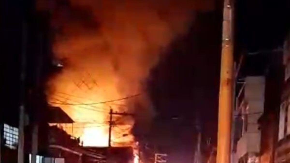 la conflagración ocurrió en el barrio 12 de octubre en una bodega de la localidad de Barrios Unidos