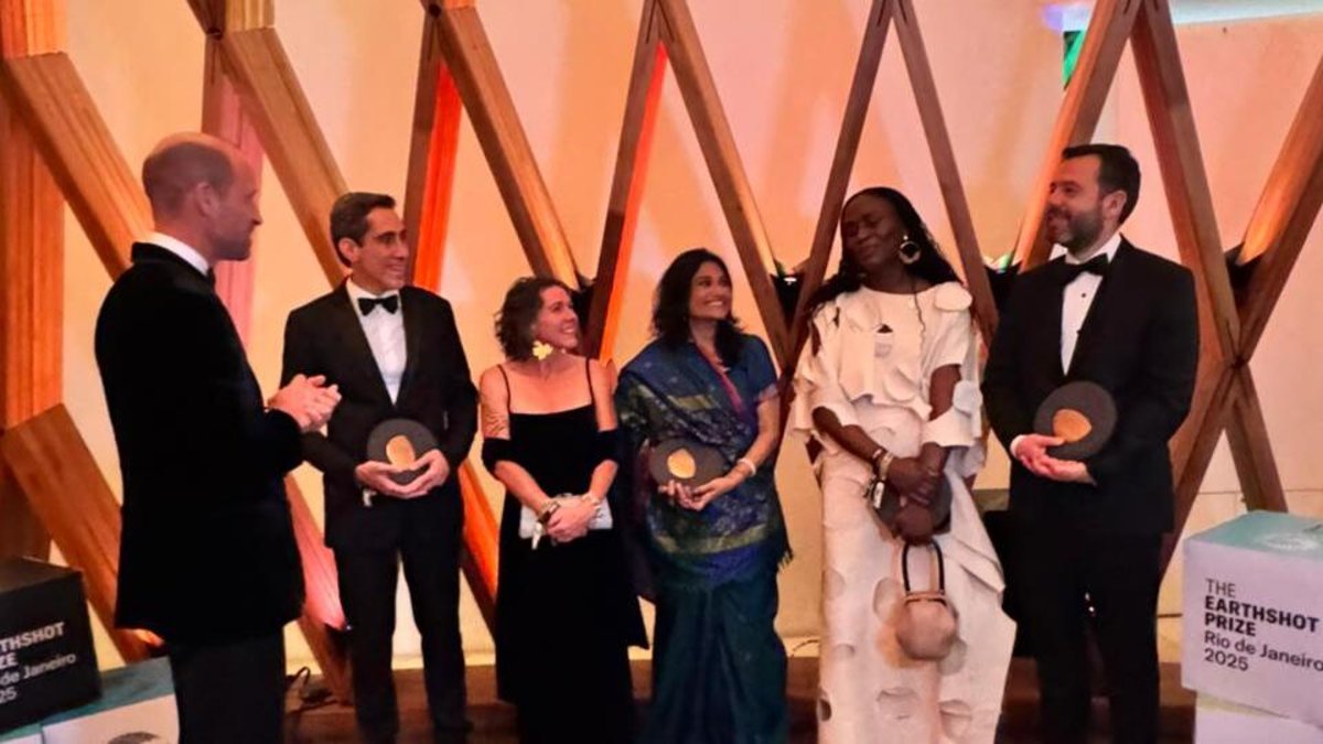 Bogotá gana el Premio Earthshot 2025 en Río de Jainero en la categoría 'limpia nuestro aire'