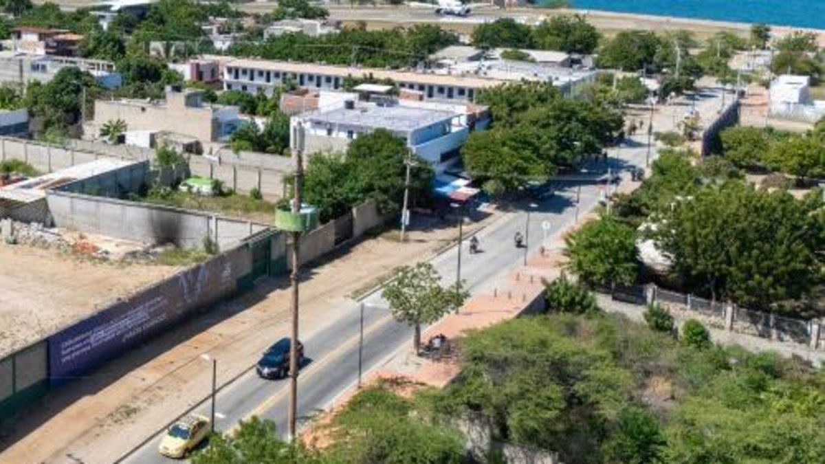 Denuncian censura en Santa Marta por retiro de valla que pedía libertad para presos políticos de Cuba, Nicaragua y Venezuela