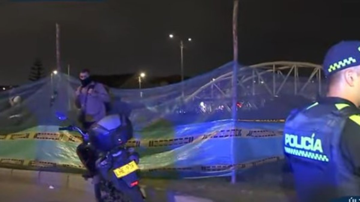 La primera hipótesis de la explosión registrada cerca al centro comercial Tintal Plaza, en Kennedy, que dejó a una persona muerta y otra herida.