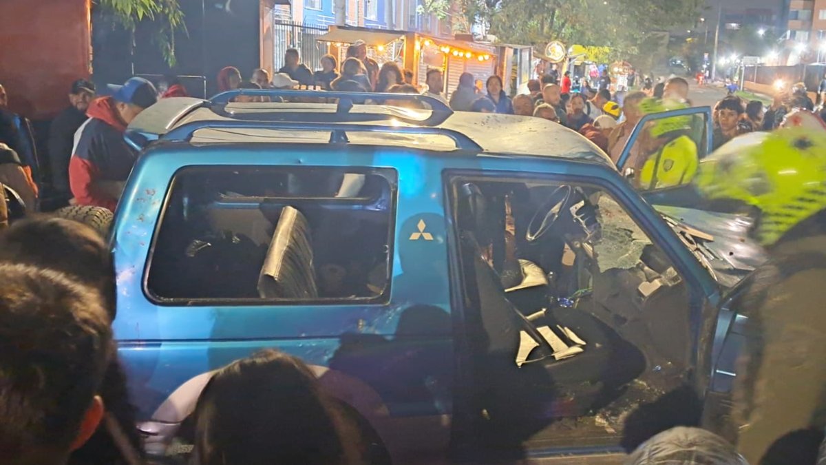 Habló motociclista que fue testigo del linchamiento contra hombre que atropelló a varias motos en Kennedy, en Bogotá: 'Lo cogieron a puños'
