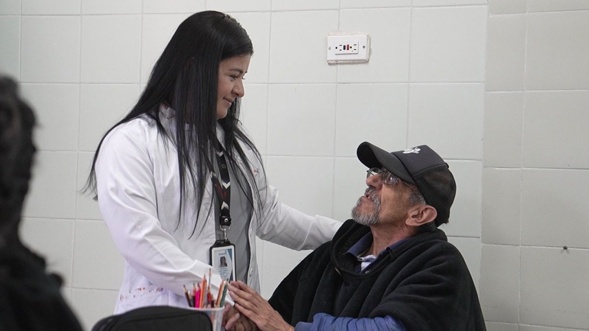 Adultos mayores abandonados en clínicas y hospitales de Bogotá tendrán sitio especial de atención