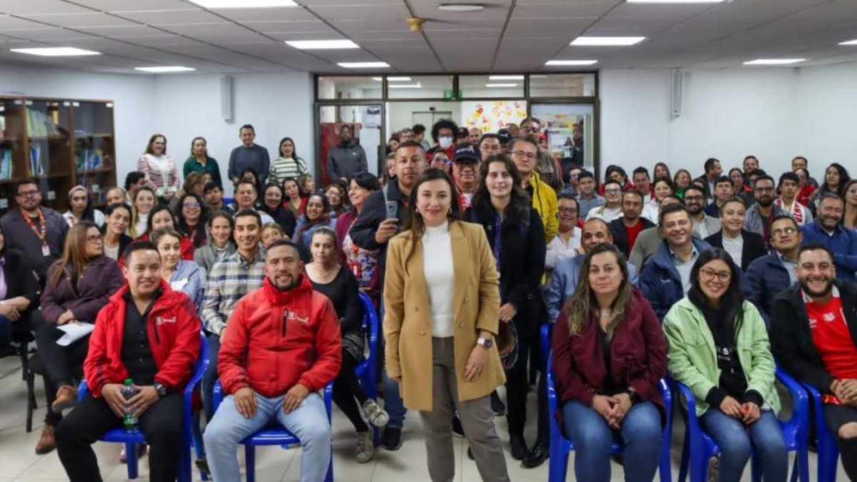 Catherine Chaves, economista, consejera oficial en el cargo