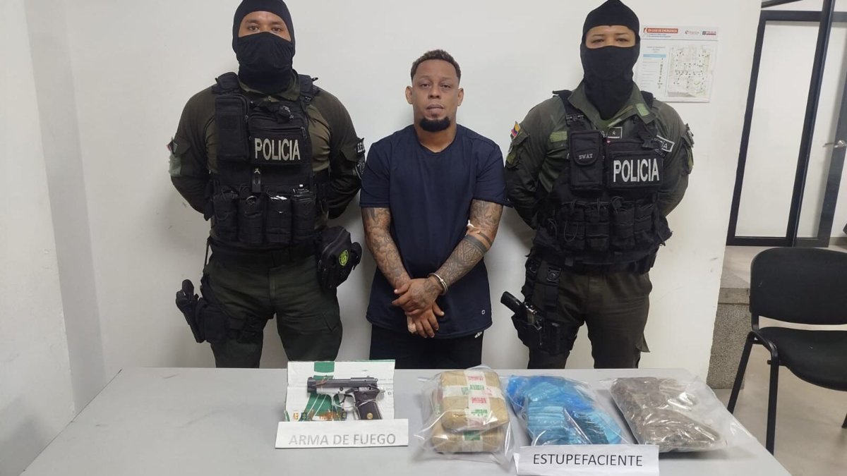 capturan a un presunto jefe de zona de Los Pepes en Malambo y a una presunta mano derecha de 'Castor' en Bogotá