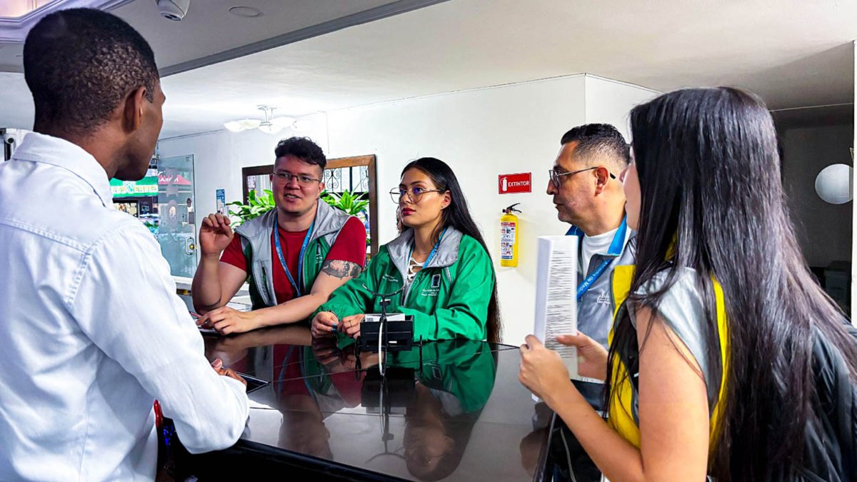 capacitan a propietarios de establecimientos para que no le 'jueguen vivo' al ordenamiento de la zona