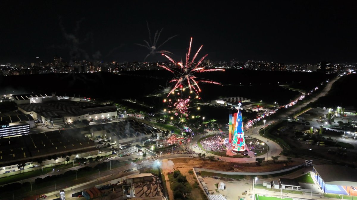 66 metros de luces, pantallas y un espectáculo que marca el inicio de la temporada