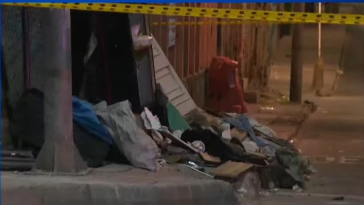 El cuerpo sin vida de un hombre fue hallado al interior de una maleta en el barrio Las Cruces de Bogotá: esto se sabe