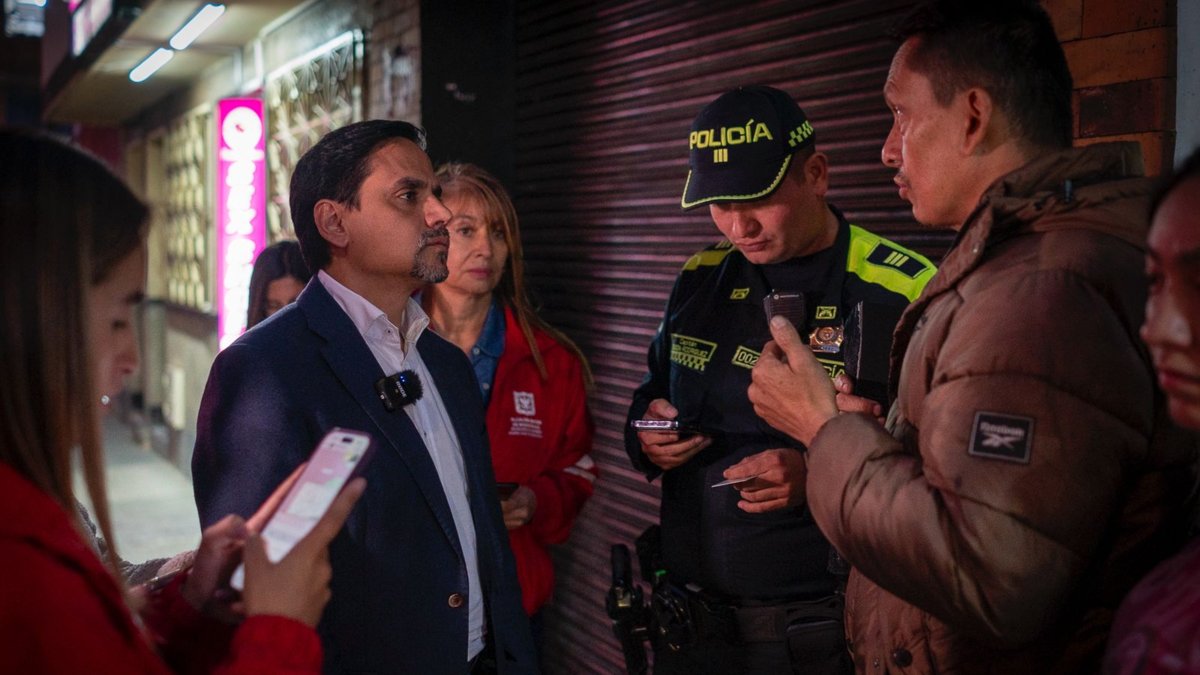 Bogotá sanciona a tres negocios en Antonio Nariño por arrojar residuos al espacio público