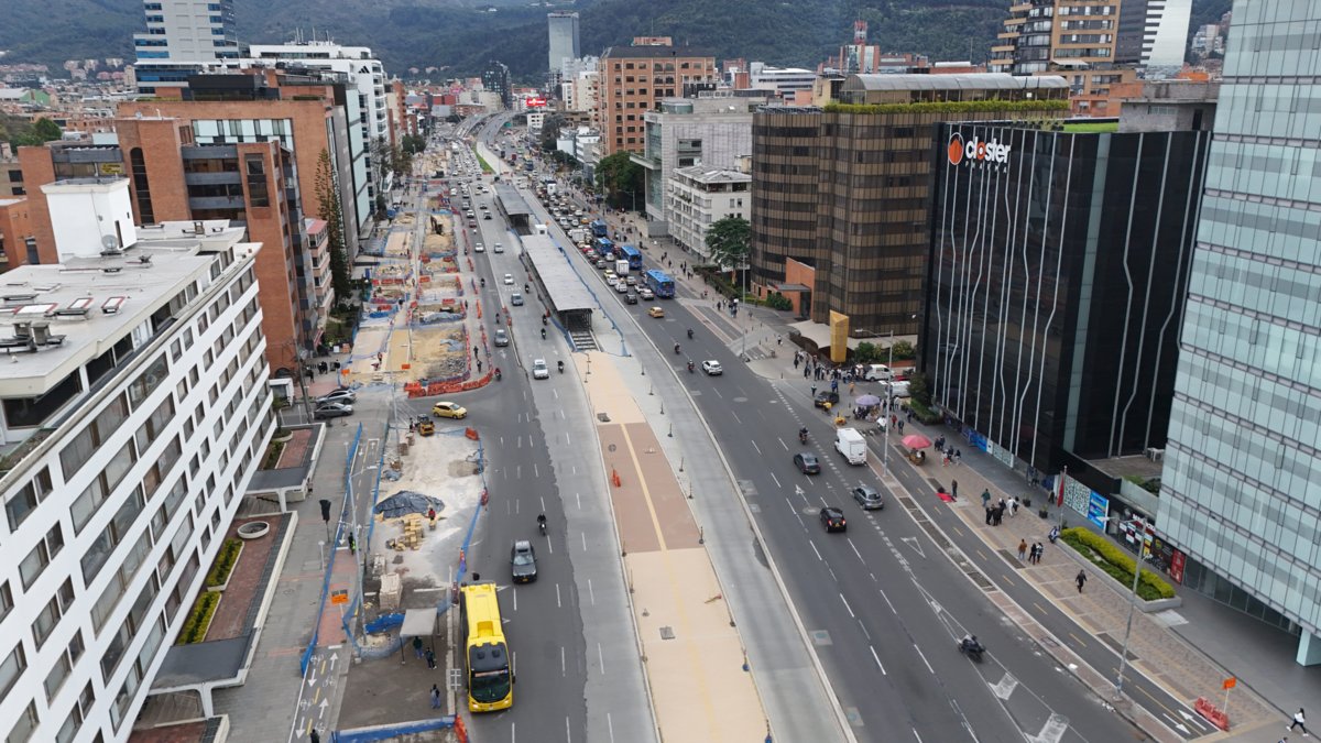 las razones detrás del retraso en la entrega de la calle 100 con carrera novena y su proceso sancionatorio