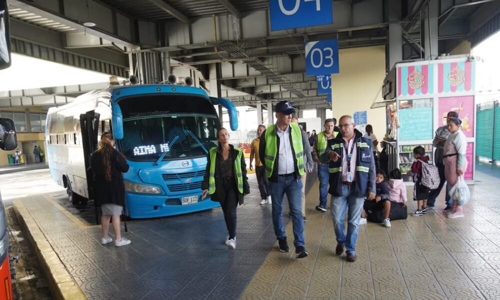 Accidente en la Terminal Salitre en Bogotá dejó un pasajero gravemente herido: investigan si hubo exceso de velocidad