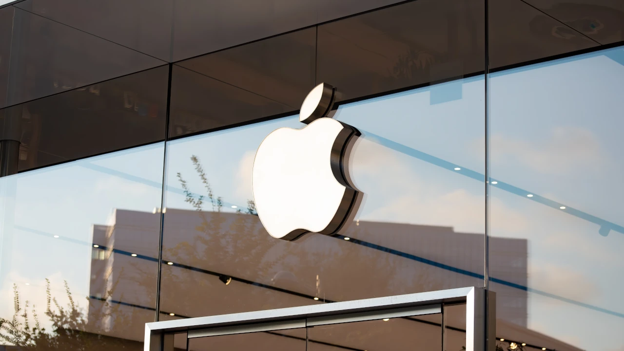 Apple impugna nueva ley antimonopolio de India
