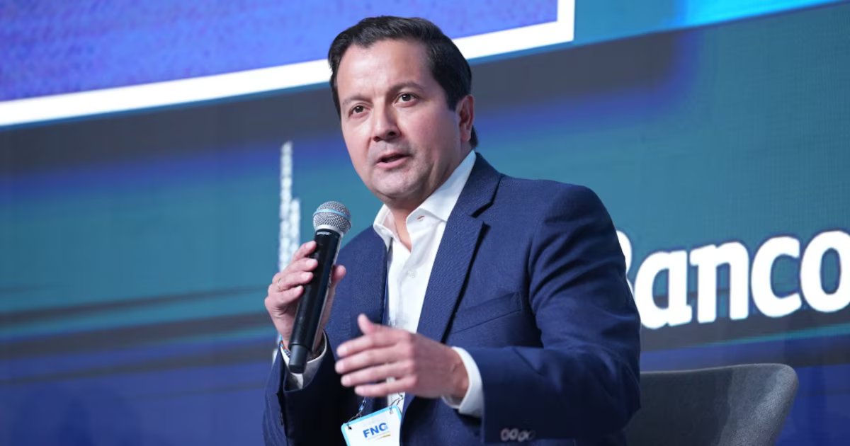 David Luna formalizó su inscripción como candidato independiente para 2026: “Hoy entregamos las firmas”