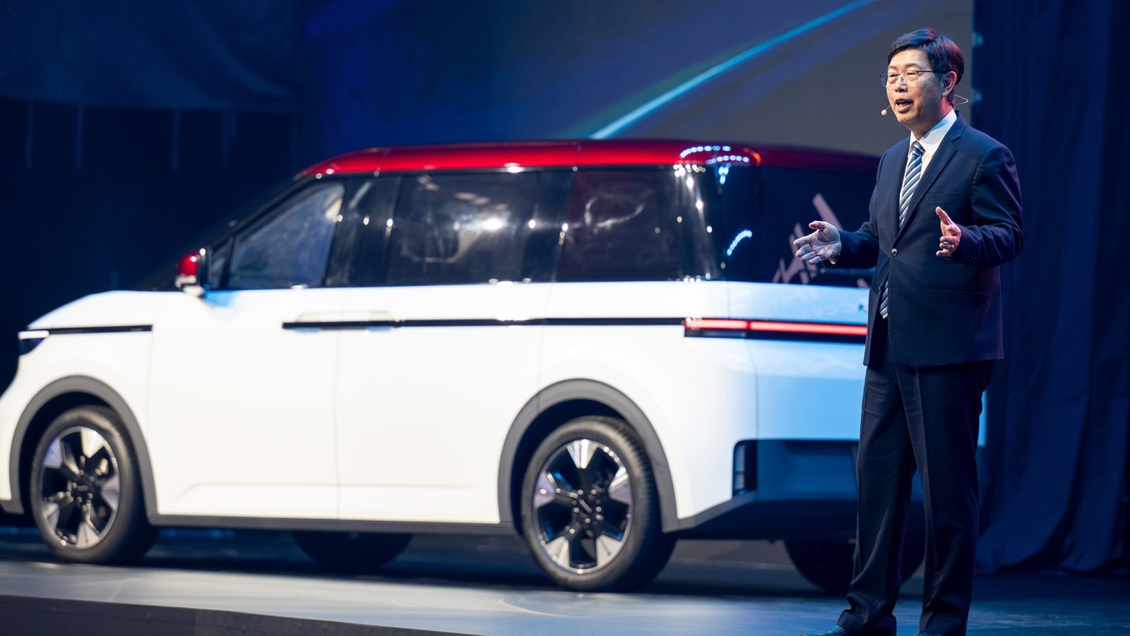 De fabricar los iPhone para Apple a producir sus propias baterías para vehículos eléctricos, la nueva faceta de esta empresa que quiso comprar acciones de Nissan