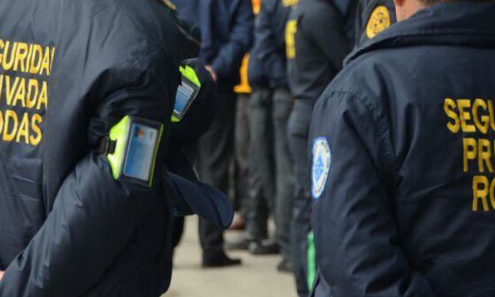 Empresas de vigilancia exigen claridad sobre “18 licencias exprés” tras escándalo de alias Calarcá
