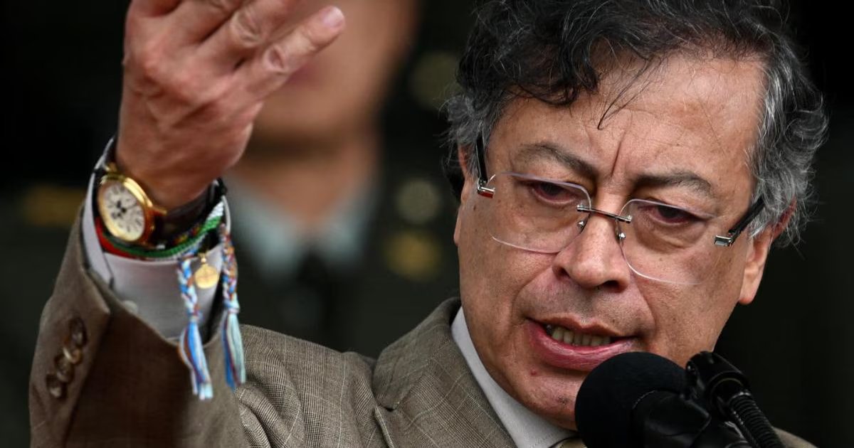 Gustavo Petro comparte los cargos del CNE por sobretopes en su campaña presidencial: “Podrá ver lo arbitrario de la decisión”