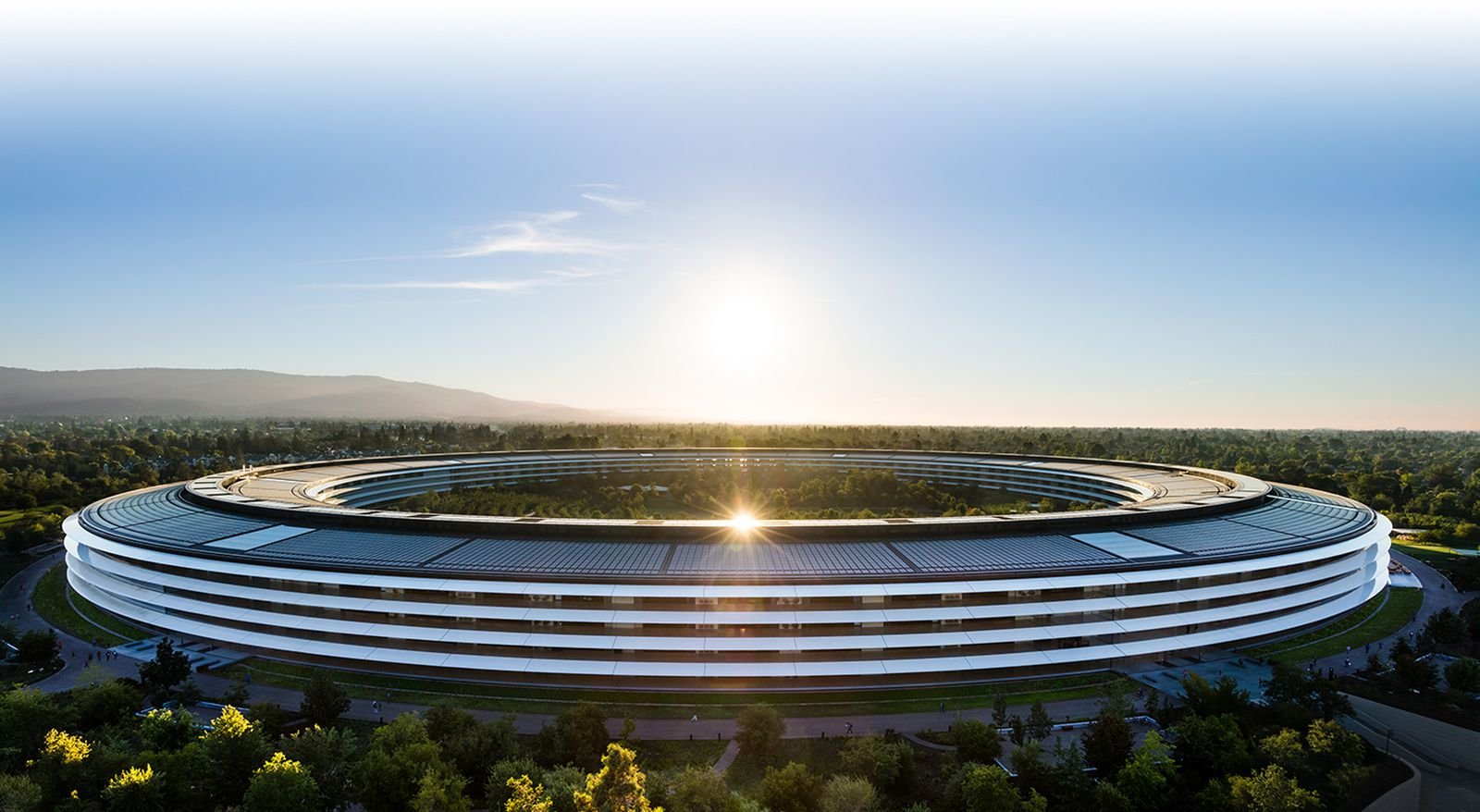 Los despidos raros en Apple impactan a docenas en puestos de ventas
