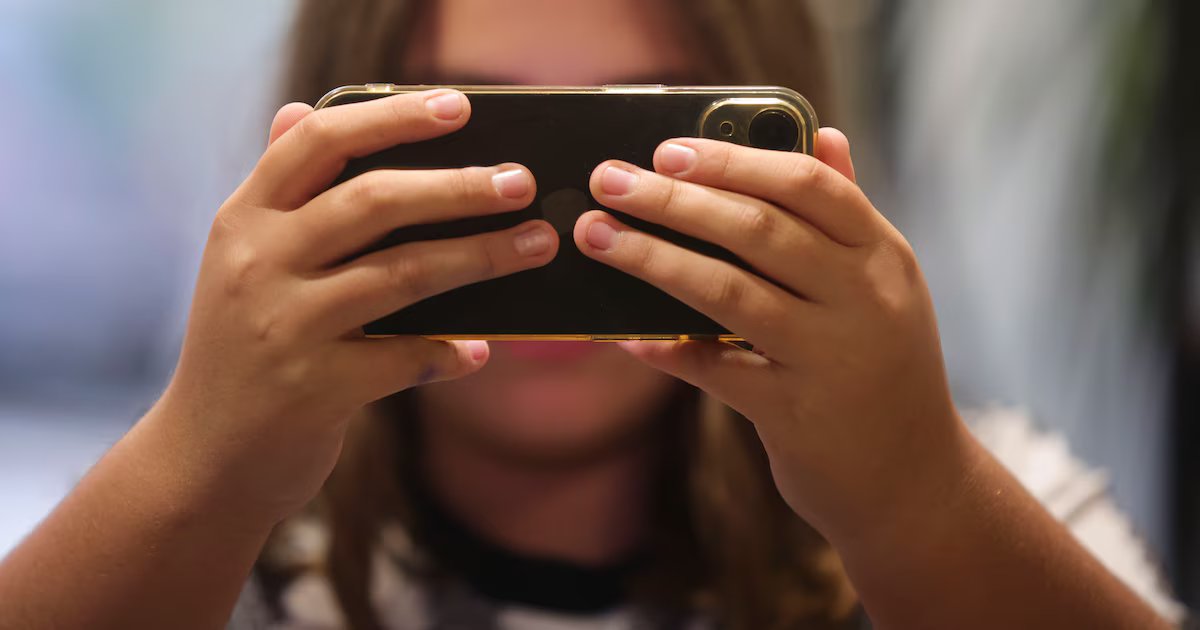 Menores de edad que se habrían suicidado en España eran de origen colombiano: esta es la versión policial