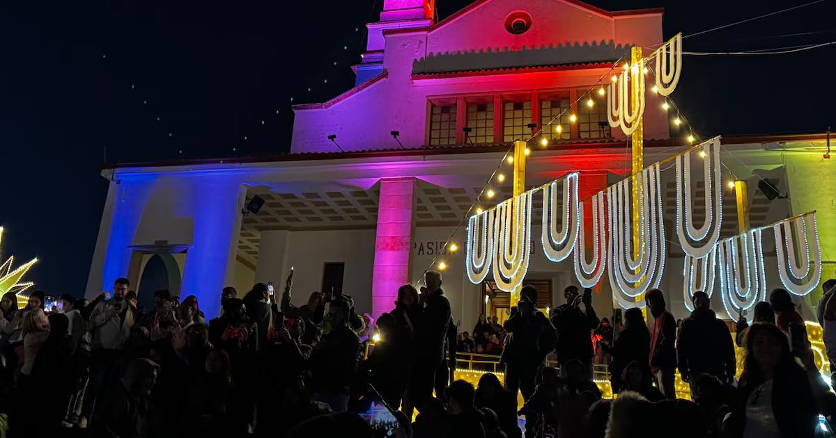 Monserrate se ilumina para Navidad y Año Nuevo: confirman horarios y precios en la temporada